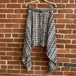 Savannah Buddha Pants Black Triangle